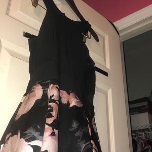 XSCAPE size 8 high low floral black top prom dress
